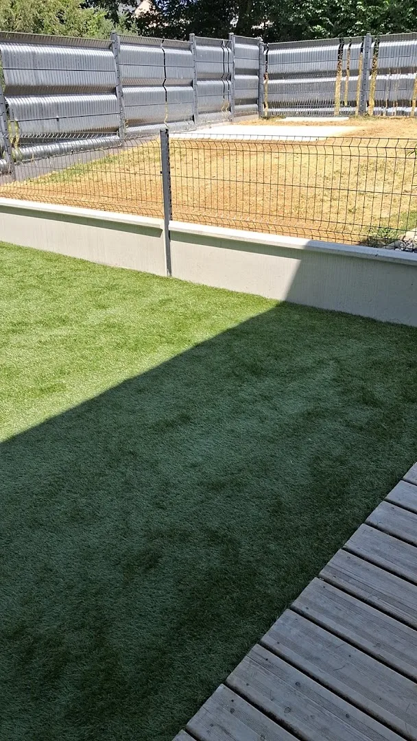 Chantier paysager JMW Entreprise à Changé — aménagement jardin et terrasse
